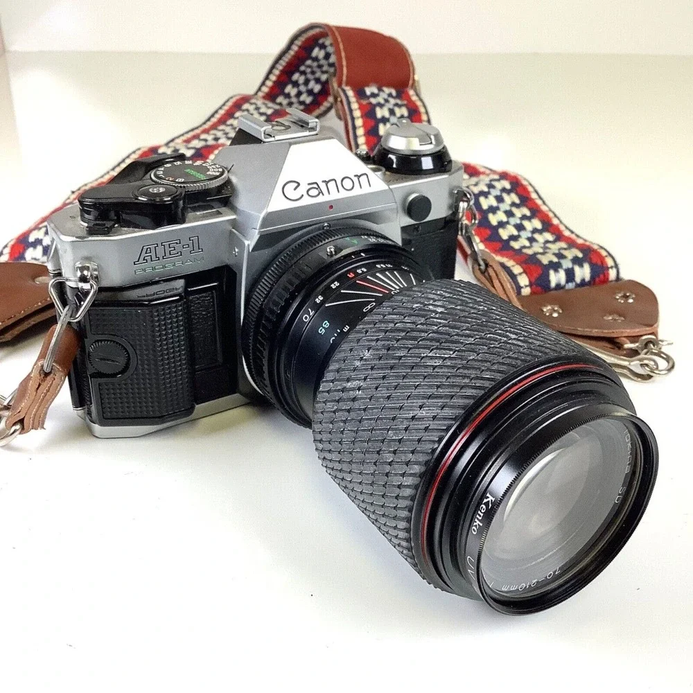 Canon AE-1 Program 35mm Film Camera w/ Tokina 70-210mm Lens TESTED GOOD * READ